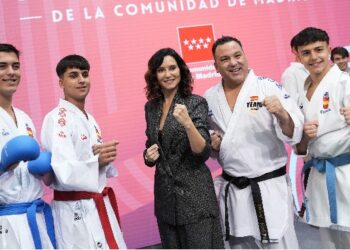 Díaz Ayuso reconoce la excelencia académica y deportiva con las nuevas becas para alumnos universitarios y de enseñanzas artísticas superiores