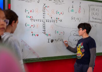Pionero Plan de Rescate de Matemáticas en colegios e institutos para elevar el nivel de los alumnos y revertir el déficit de profesores