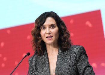 Díaz Ayuso advierte de que el problema de la inmigración comienza con el “descontrol absoluto” de las fronteras provocado por un Gobierno que “dinamita la convivencia”