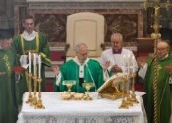 El Papa en parroquia Santa Ana: “No se puede servir a Dios y a la riqueza”