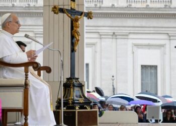 León XIV: el 11 de octubre, un Rosario por la paz en la Plaza de San Pedro