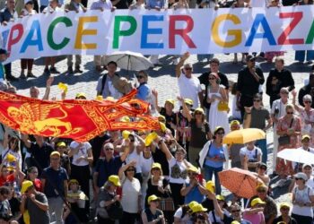 León XIV: No hay futuro basado en la violencia, el exilio forzoso y la venganza