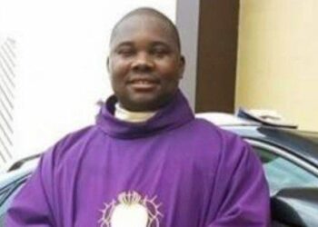 Nigeria: otro sacerdote asesinado en una emboscada
