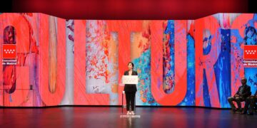 Díaz Ayuso entrega la Medalla Internacional de las Artes y los Premios de Cultura 2025: “La Comunidad de Madrid está al servicio de España por una cultura libre y plural”