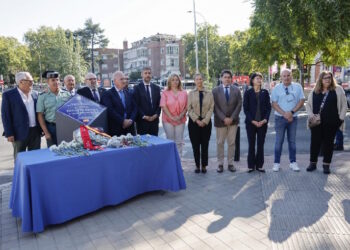 Homenaje a las víctimas del atentado terrorista en la Plaza de la República Argentina en su 40º aniversario