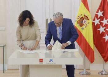 Díaz Ayuso firma con la Fundación “la Caixa” 75 millones de inversión para actuaciones sociales, un 7% más que en 2024