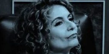 ¿Por qué no cae la ministra de Hacienda?