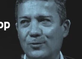 La Cometa de Iracheta juega con la derecha