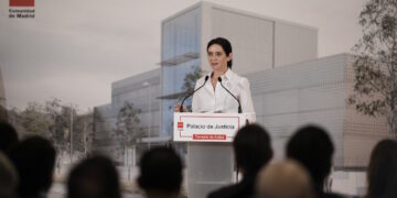 Díaz Ayuso sobre la Ley de Enjuiciamiento Criminal: “Es un atentado contra el Estado de Derecho que quienes han cometido graves delitos estén redactando las leyes y demoliendo las instituciones”