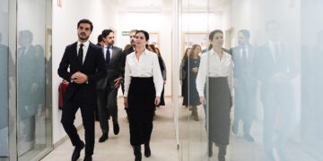 Díaz Ayuso sobre el descarrilamiento de ayer de Cercanías: “Es la viva imagen de la gestión de Sánchez en Madrid. La vía de comunicación con el ministro es twitter”