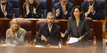 Díaz Ayuso afea a la izquierda que no reconozca a María Corina Machado por su Nobel: “Igualdad sería felicitar a una mujer como ella que lucha por la libertad y la democracia”