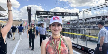 Díaz Ayuso acude hoy en Austin al Gran Premio de EEUU de F1 para conocer su experiencia en la operativa de los servicios públicos