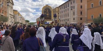 La fe del Cristo Morado llega al corazón de San Pedro
