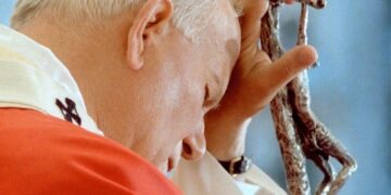 León XIV recuerda a Juan Pablo II: Hoy sigue siendo necesario abrirse a Cristo