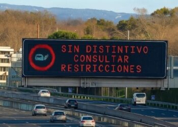 AEA pide al alcalde de Madrid una nueva moratoria de un año para los vehículos sin etiqueta empadronados en la capital