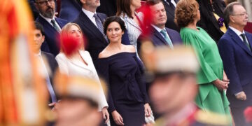 Díaz Ayuso, en el Desfile de la Fiesta Nacional: “Orgullo de saber que somos parte de una de las mejores naciones del mundo”
