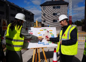 La Comunidad de Madrid incrementará las viviendas destinadas a familias vulnerables en 2026 con 180 nuevas casas en Majadahonda