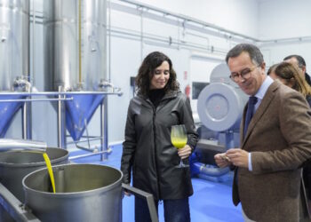 Díaz Ayuso constata que “no constan” casos de peste porcina en las explotaciones madrileñas, pero advierte de la necesidad de vigilancia: “No podemos quedarnos rezagados”