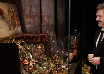 Alcalá 31 exhibe un Belén dedicado al Perú virreinal con un baúl procedente del Museo Pedro de Osma de Lima