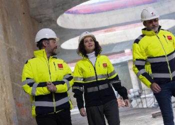 Díaz Ayuso anuncia una nueva estación en la Línea 10 de Metro para el proyecto urbanístico de la Operación Campamento: “Madrid crece a un ritmo vertiginoso”