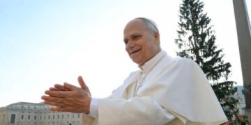 El Papa: El auténtico destino del corazón es colmarlo con el Amor de Dios