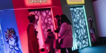 El 012 Reyes Magos amplía su agenda con 1.000 citas más para que los niños contacten por teléfono con Melchor, Gaspar y Baltasar