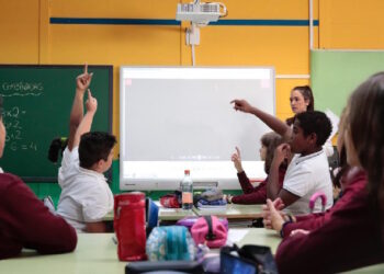 Más de 12 millones de euros para la compra de material escolar de los centros educativos públicos de las CAM