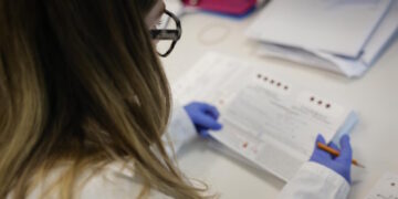 La Comunidad de Madrid crea una espuma de poliuretano con propiedades ignífugas y antibacterianas para uso en hospitales y transporte público