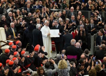 León XIV: El silencio no es ausencia, en la pausa aflora la verdad