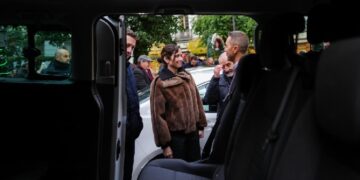 Díaz Ayuso felicita la Navidad a los profesionales del taxi y les agradece su trabajo para hacer de Madrid un lugar “de todos, abierto y alegre”