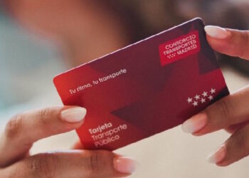 La Comunidad de Madrid prorroga las bonificaciones y mantiene los precios del transporte público para el 2026