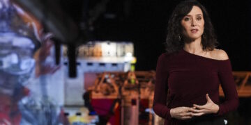 Díaz Ayuso reivindica Madrid como la región más viva del momento, “sin sectarismo” y poniendo freno a “los totalitarios y a las ideologías que sólo sirven para dividir, enfrentar y empobrecer”