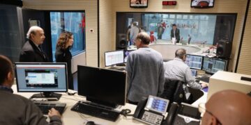 Díaz Ayuso elogia el “compromiso con el servicio público” de Onda Madrid en su 40º aniversario