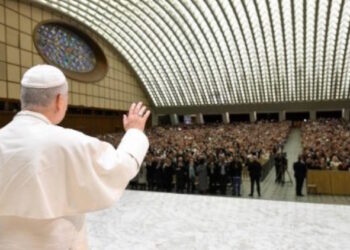 El Papa: Jesús quiere que seamos sus amigos, escuchemos su llamada