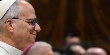 El Papa: que el Señor escuche el gemido silencioso de los niños sin paz ni dignidad