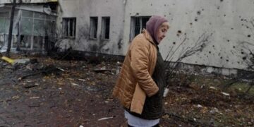 Kiev, 30 mil civiles en el hielo. Bombardeos rusos incesantes