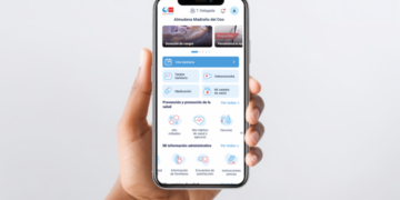 La Comunidad de Madrid amplía el sistema de aviso de citas médicas a los familiares de los usuarios que tengan la Tarjeta Sanitaria Virtual delegada