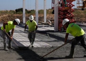 La Comunidad de Madrid cierra 2025 con la mayor reducción del desempleo en España y una bajada del -17,4% en el paro