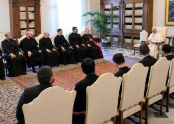 León XIV: La diplomacia busque caminos de reconciliación ante muros y difidencia