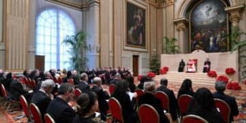 El Papa: «La guerra vuelve a estar de moda». Es necesario reforzar el multilateralismo