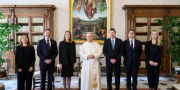 El Papa recibió a la presidenta del Parlamento Europeo, Roberta Metsola