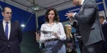 Díaz Ayuso presenta la primera Estrategia de Drones en un sector con miles de empleos cualificados: “Somos un Gobierno libre que acompaña proyectos excelentes”