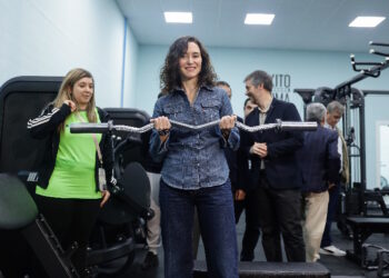 Díaz Ayuso anuncia la aprobación de más ayudas para seguir apoyando a comercios, hostelería y farmacias en municipios de menos de 1.000 habitantes