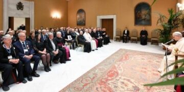 En tiempos turbulentos es importante que el Papa tenga libertad de decir la verdad