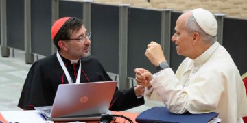 El Papa nombra a Brambilla y confirma al cardenal Cobo como miembros del Dicasterio para los Obispos