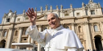 El Papa: La Iglesia signo eficaz de unidad y reconciliación entre los pueblos