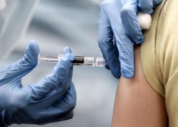 La Comunidad de Madrid adquiere 790.000 dosis de vacunas para protección frente al herpes zóster y el neumococo