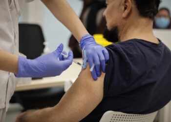 Aumenta un 7% la vacunación contra la gripe con 100.000 personas más inmunizadas en la Comunidad de Madrid