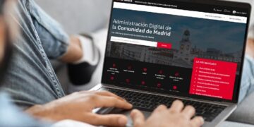 La CAM creará el Comité de Ética de IA y usará esta tecnología para que el ciudadano pueda hacer trámites en menos de cinco minutos