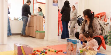 Líderes europeos en pobreza infantil, a pesar de mejorar los datos 0,8 puntos